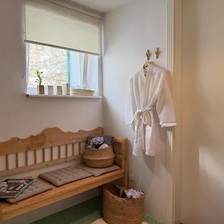 Pavi Apartments Vila Amalia *