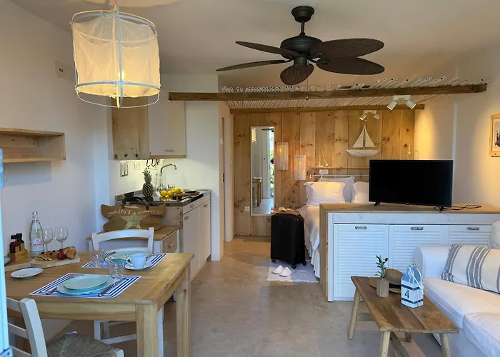 Pavi Apartments Vila Amalia Apartman *