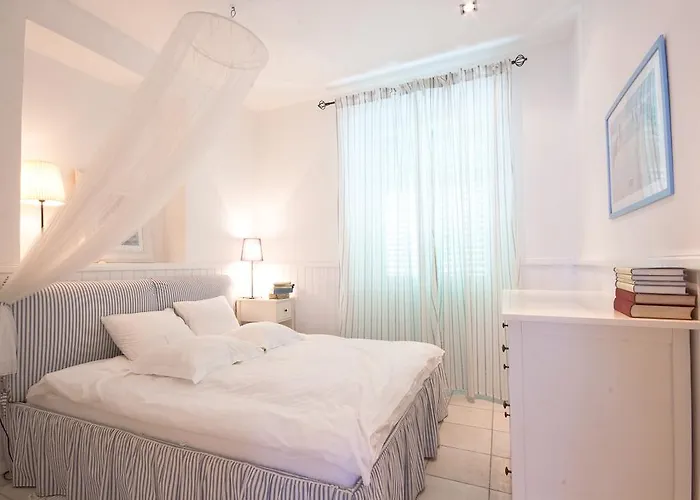 Pavi Apartments Vila Amalia