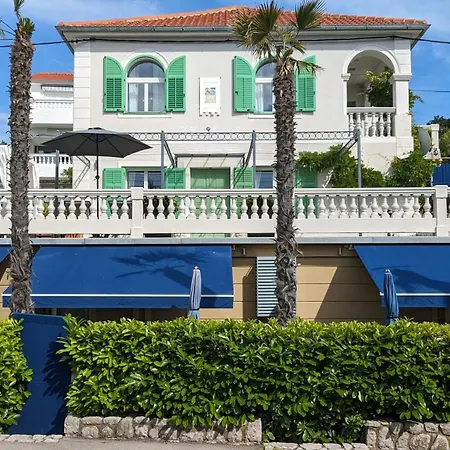 Pavi Amalia Appartement *